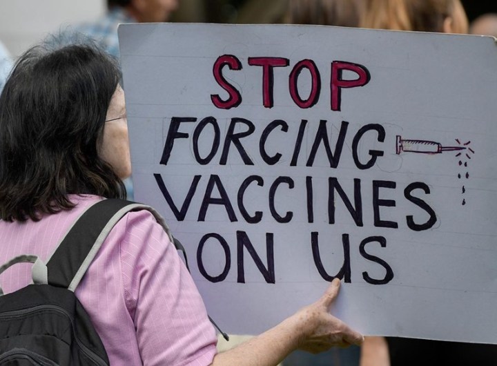 Anti vaxxer ghion